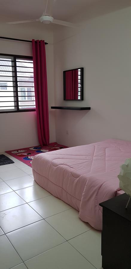 My Homestay Klia Sepang Exterior foto